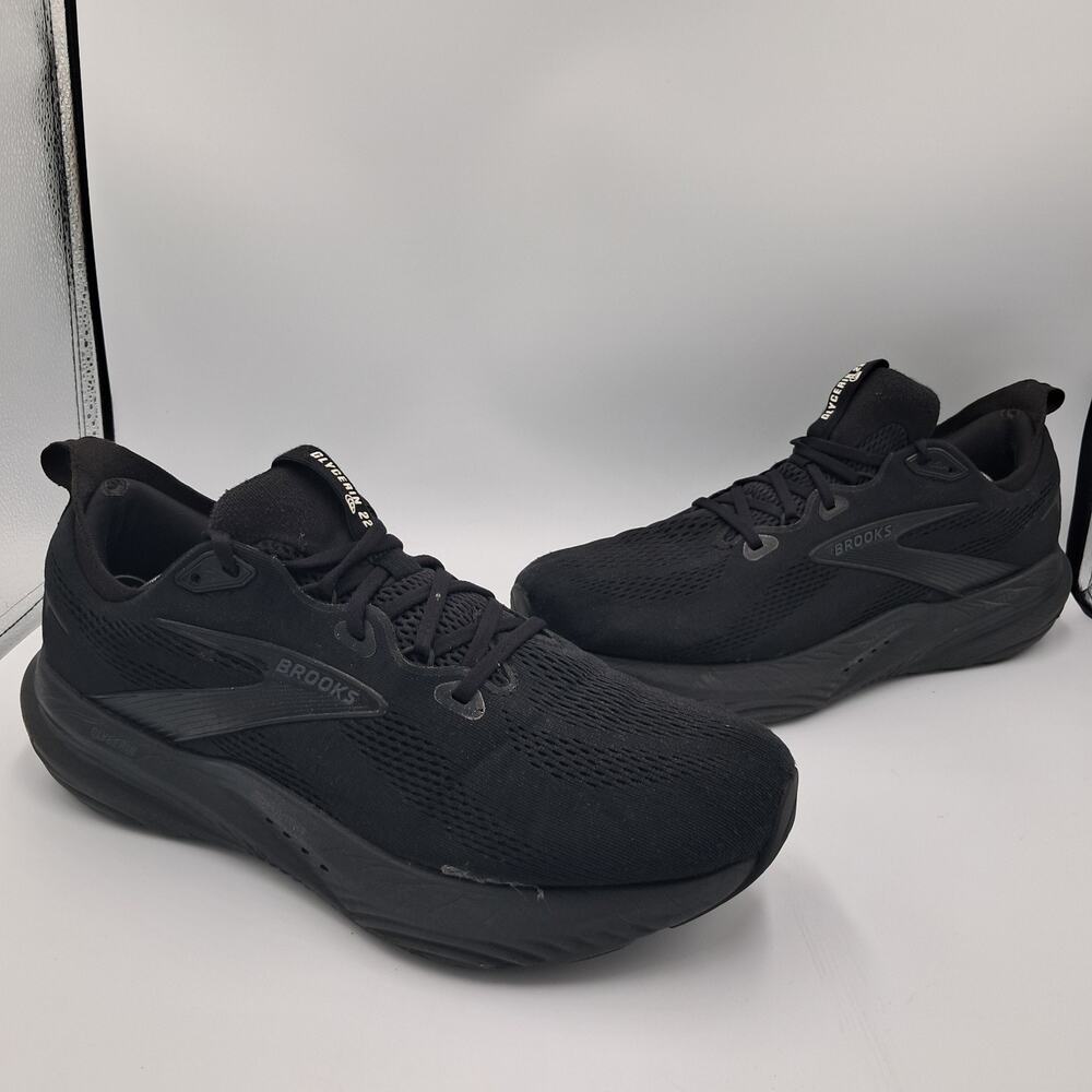 Size 12 - Brooks Glycerin 22 2E Wide Black Black Ebony - 110445-1D-020 MSRP $325